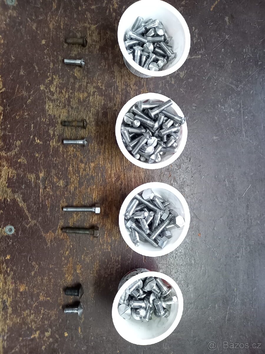 ČZ Předvalečná - Náhradní Díly- komplet - 19