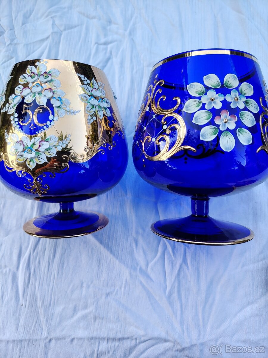Velké modré skleněné číše - 19