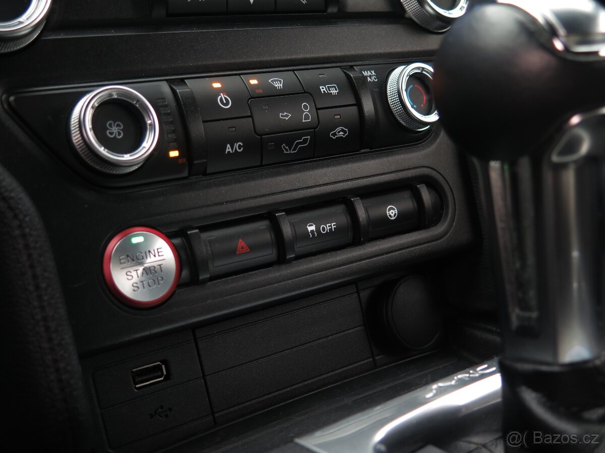 Ford Mustang, 2.3 TURBO - po velkém servisu, původ USA - 19