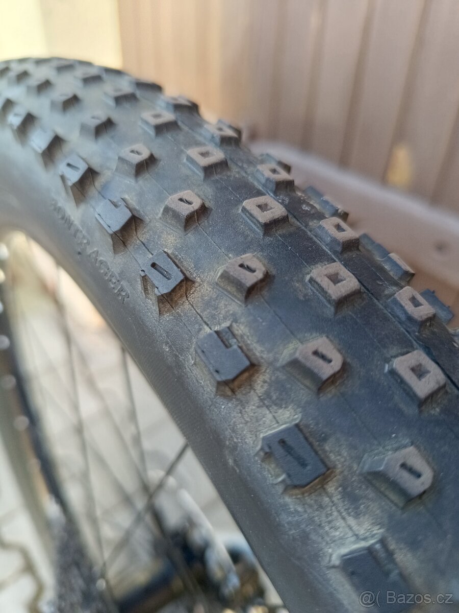 TREK PROCALIBER 9.8. - vše karbon vel.: M/L - 19