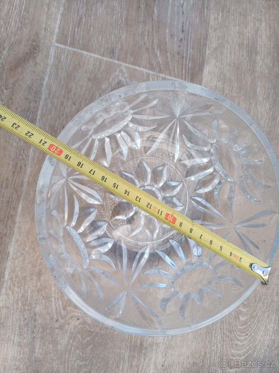 Prodám mísy a konvici, kus 50 Kč - 19