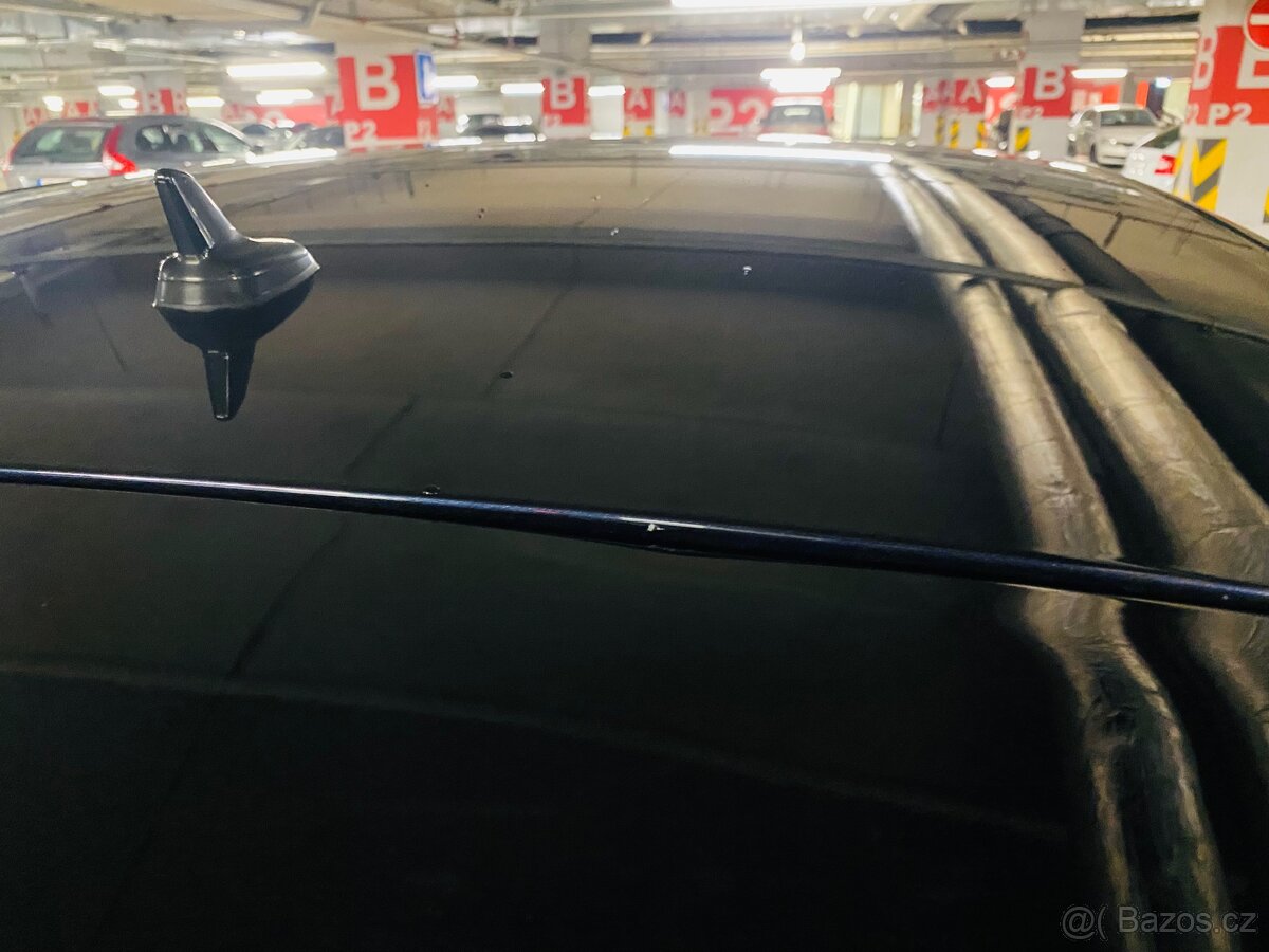 VW Golf Sportsvan 2.0 TDi 110kw DSG Lounge Cebia - 19