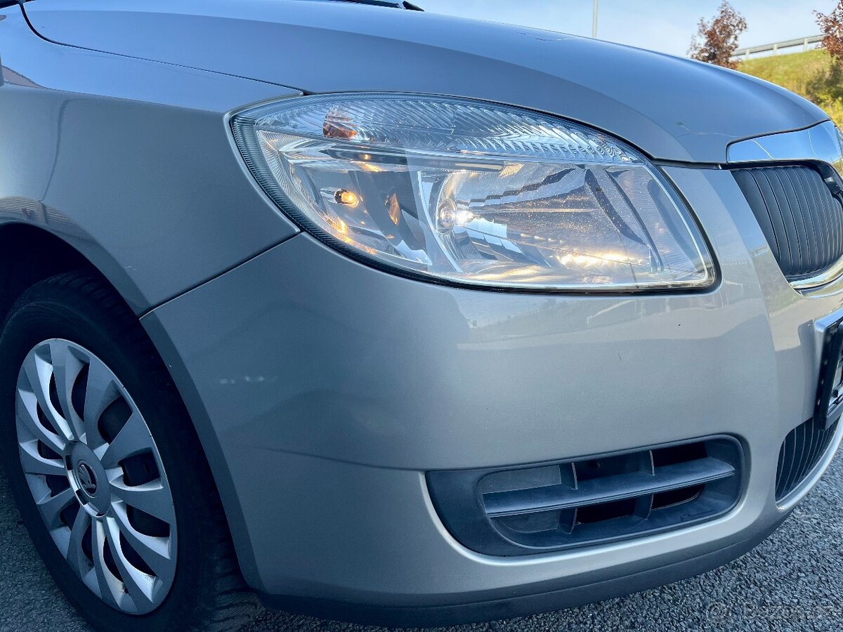 Škoda Fabia 1.4i 16V 63kW Tažné KLIMA Tempomat ESP AUX - 19