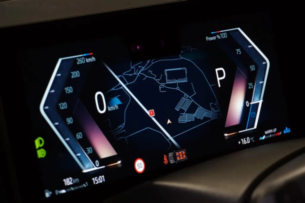 BMW X7, 40D,M-PAKET,HUD,TAŽNÉ,ČR.1.MAJ - 19