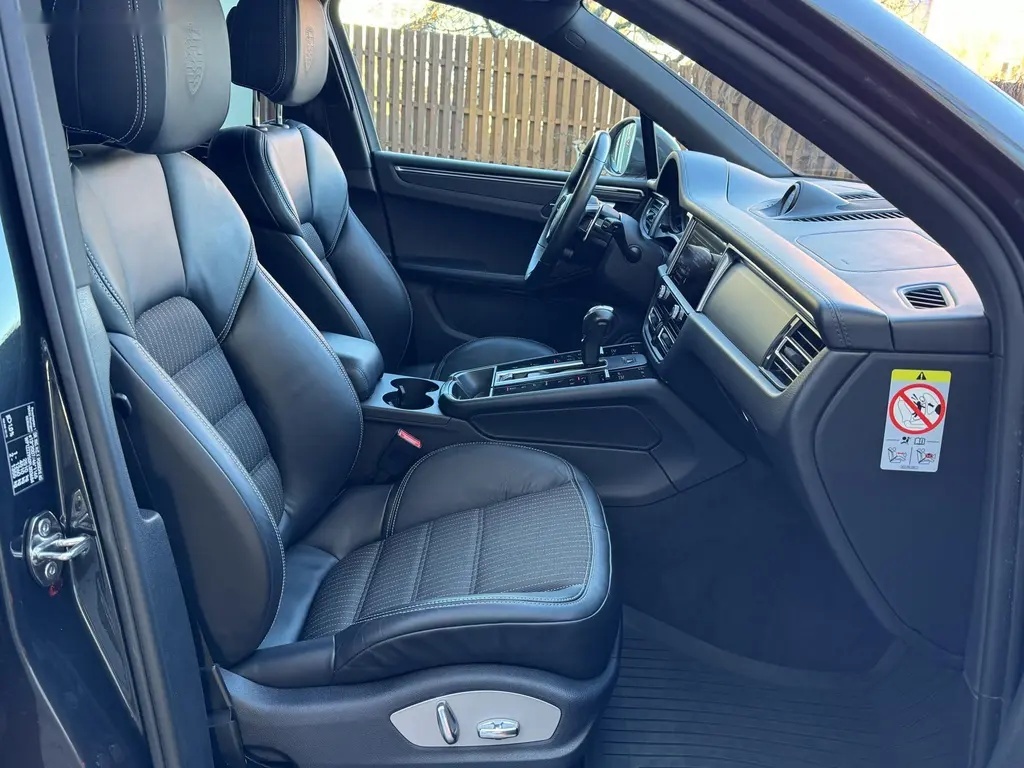 Porsche Macan, T 265PS, ČR, DPH, 1.majitel - 19