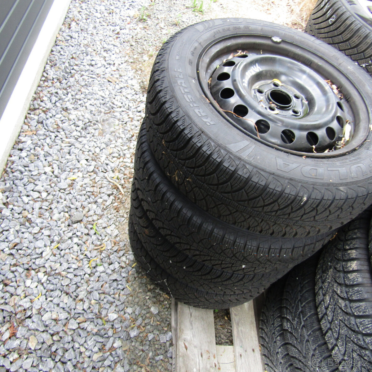 Toyota Yaris, 1,0i 53kw, BENZÍN, 2022, NAJETO 38 049km - 19