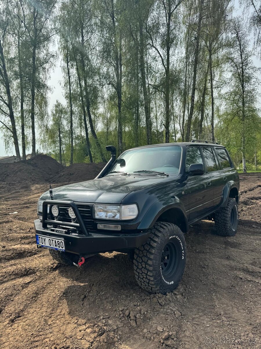 Toyota Land Cruiser 80 - 19