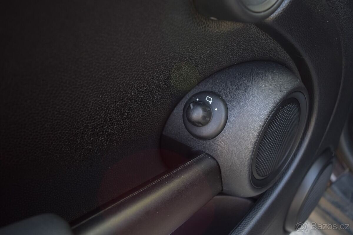 Mini Cooper R56 1.6benzín 90kW 2010 3dv. M6 - 19