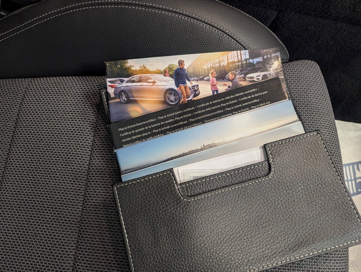 Mercedes-Benz Třídy E 2,0 E300 DE EQ POWER 225 KW AM - 19