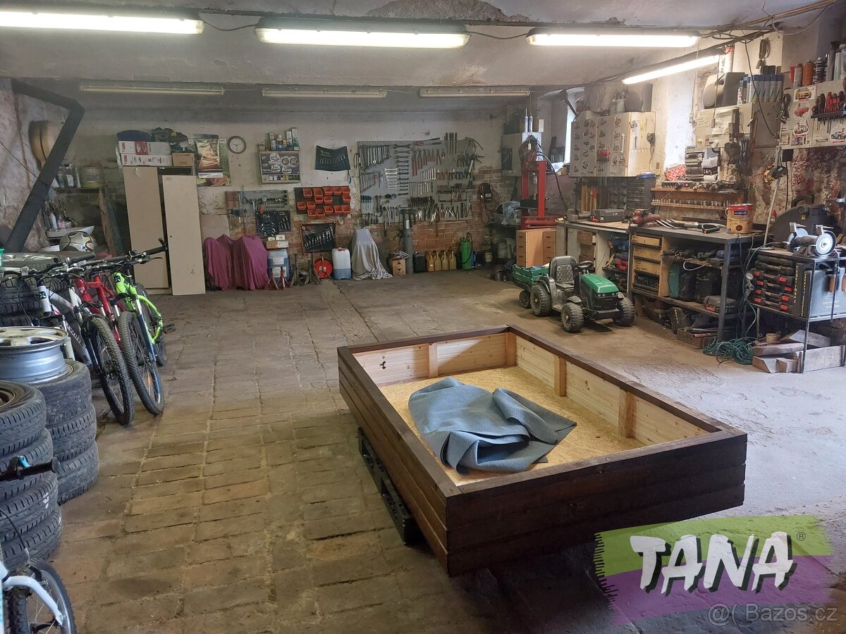 Prodej podílu o velikosti 1/2 - Zemědělská usedlost v Českém - 19