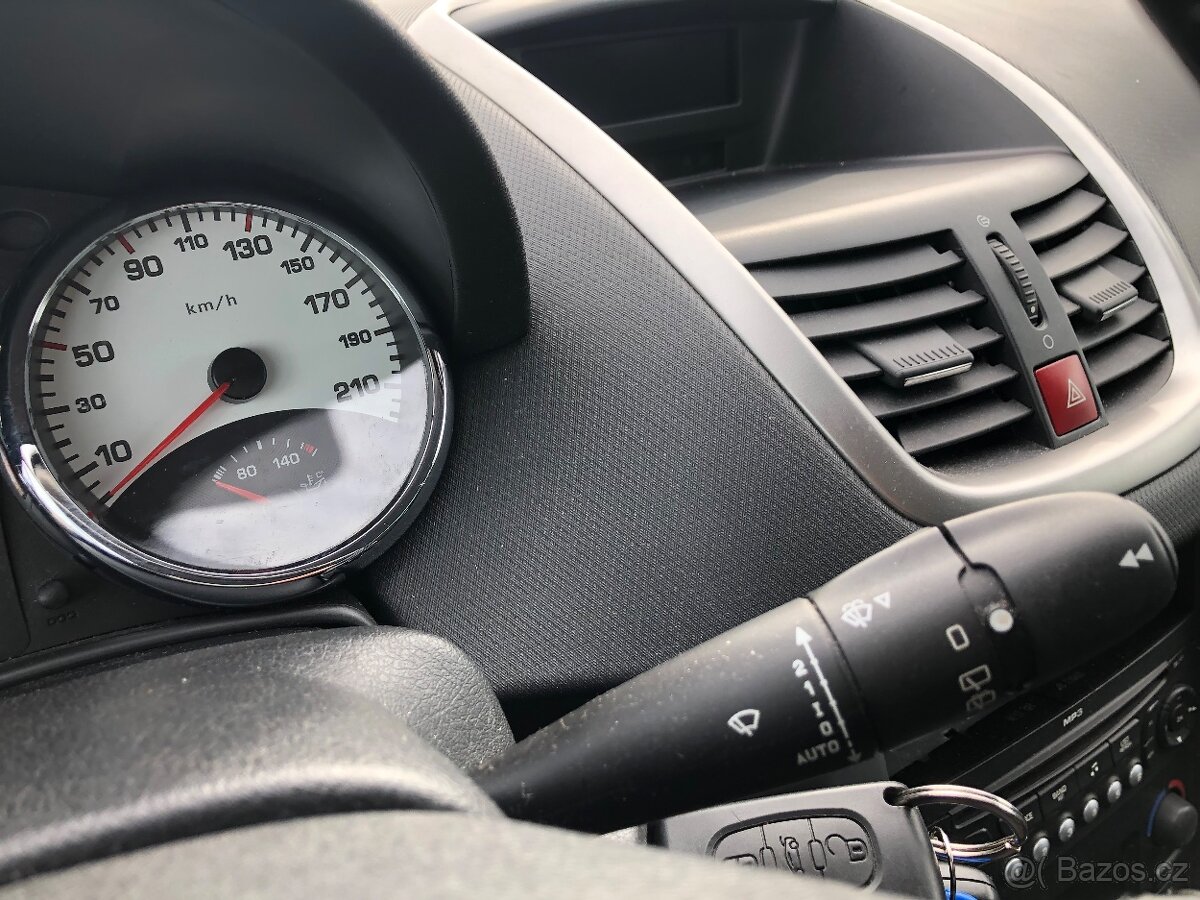 Peugeot 207, SW 1.6i 88kW edice JBL - 19