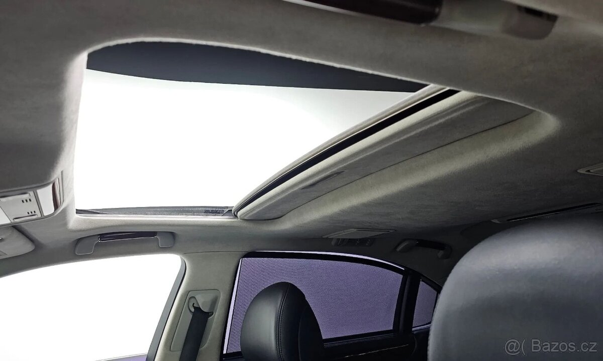 2012 LEXUS LS600h L Ottoman - 19