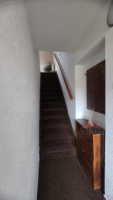 Pronájem bytu 3+kk 85m2, s terasou 15m2 a zahradou, Opava, u - 19