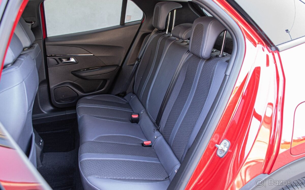 Peugeot 2008 1.2 PureTech Allure 96kW automat - 19