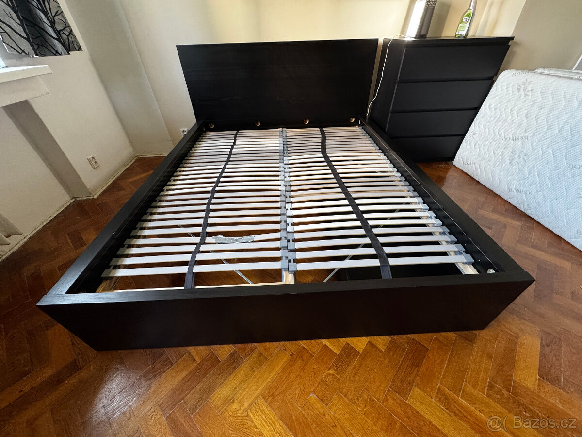 Rám postele, IKEA MALM černohnědá dýha + rošty LÖNSET - 19