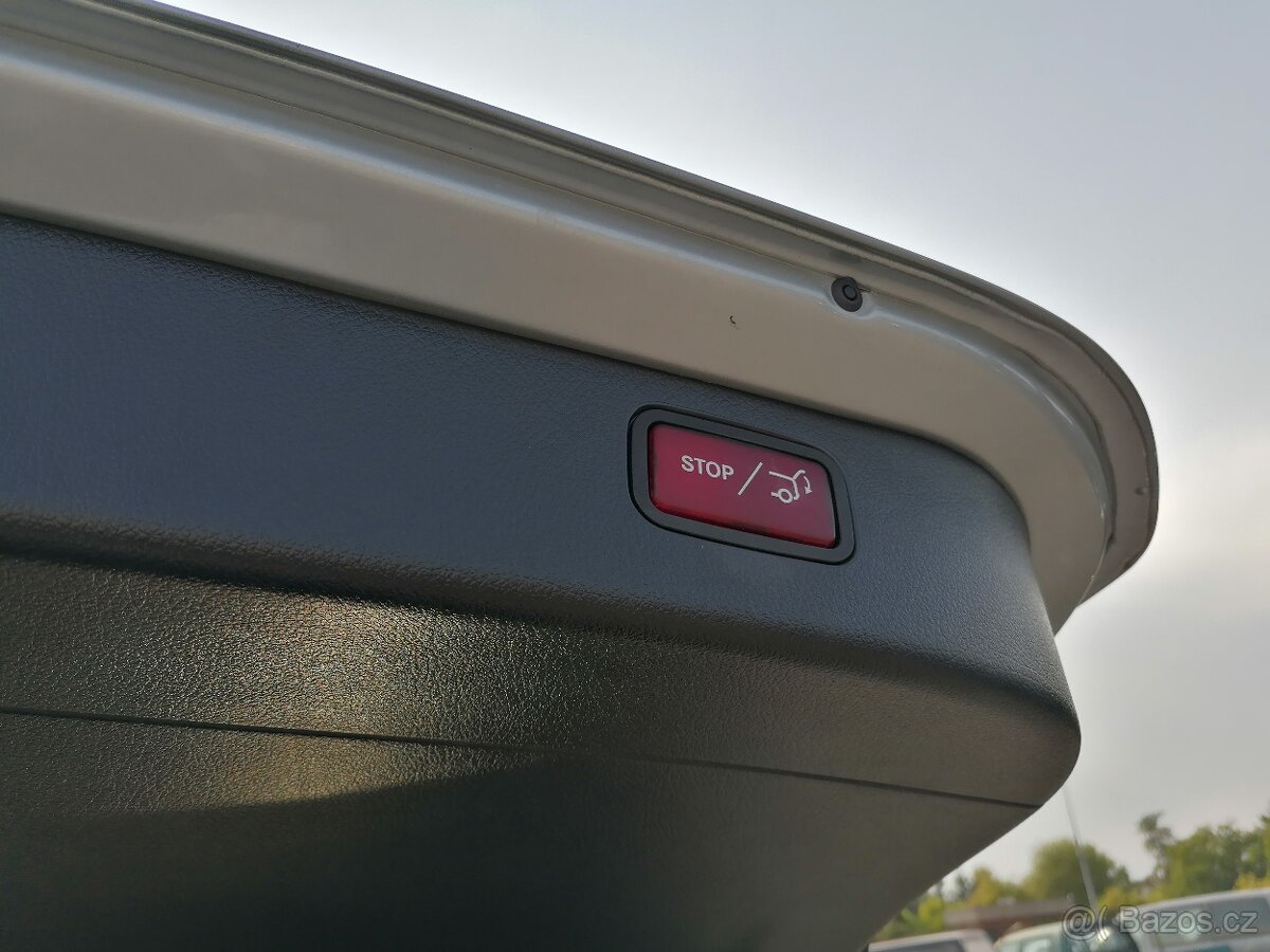 Mercedes-Benz Třídy C 200 D AMG - 19