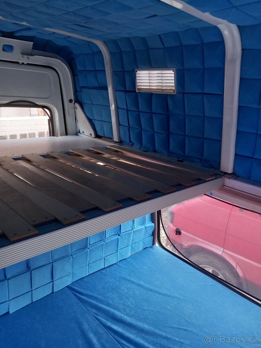 Ford transit tranzit maxi dlouhy vysoky obytny 2.5 TD - 19