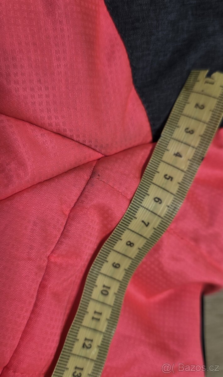 Dámská zimní lyžařská bunda Icepeak vel. 36 / S - 19