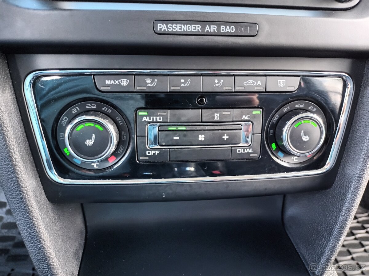 Škoda Superb 2,0 TDI,125KW,4X4,ČR,KŮŽE,NAVI - 19