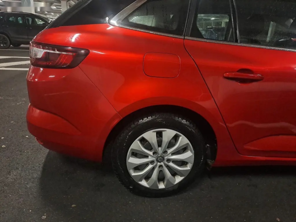 Renault Mégane, 1.3TCE ČR 1.MAJ EXTRA PĚKNÉ - 19