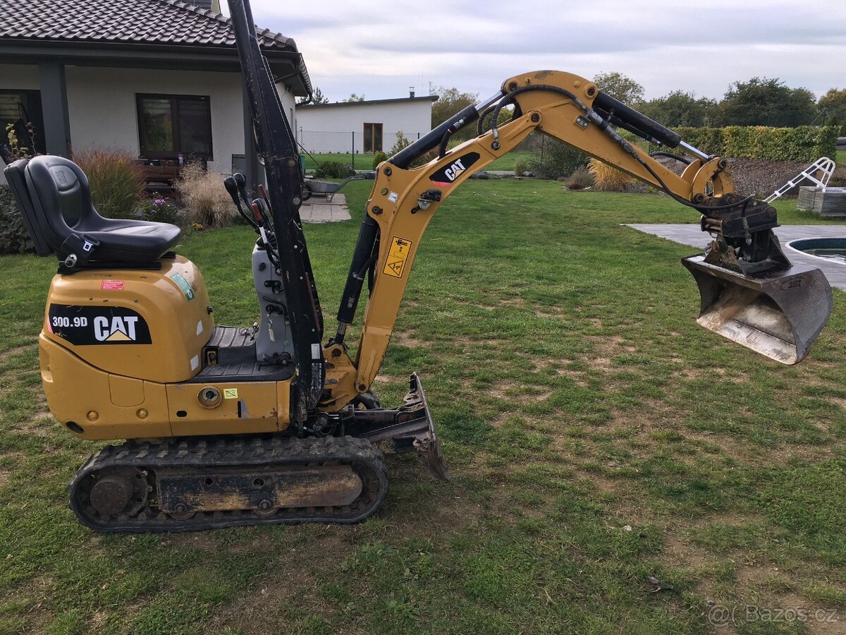 Minibagr CAT 300-9D - 19