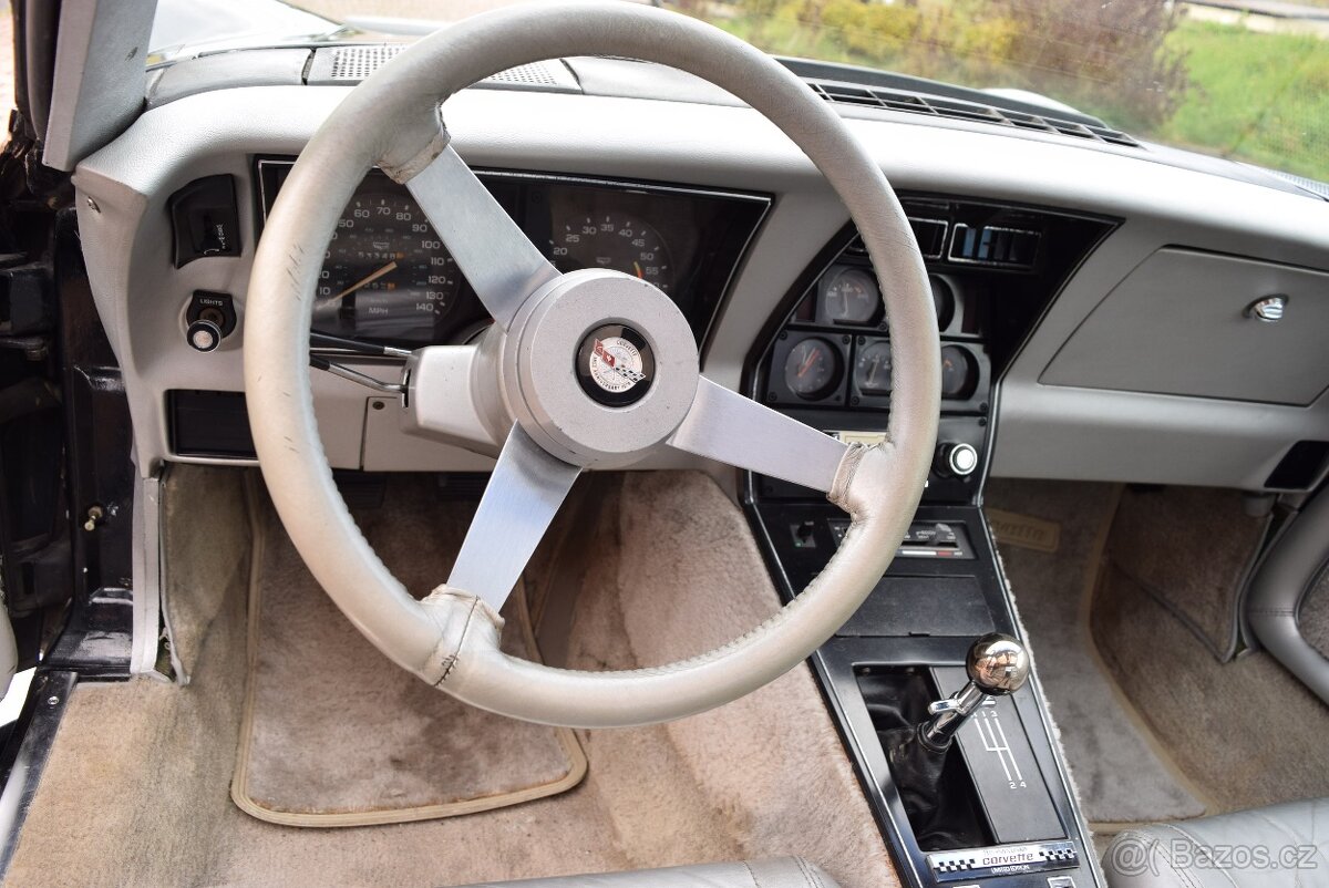 Chevrolet Corvette C3 1978 Pace Car L48 manuál - 19