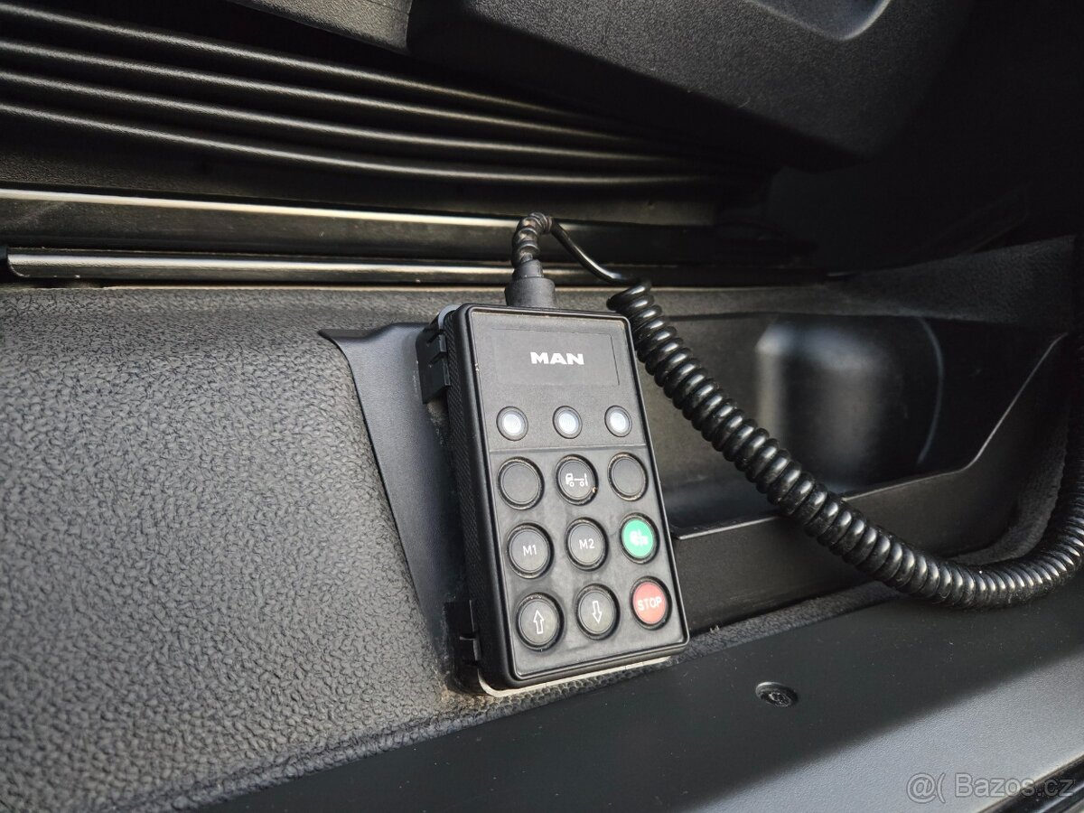 MAN TGX 33.500 6x4 MANUAL RETARDER iba 258tkm - 19