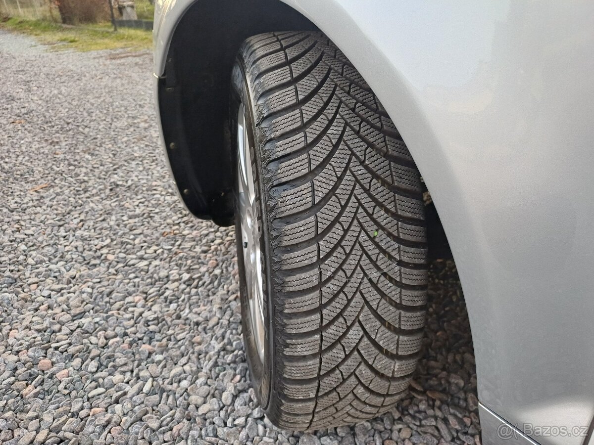 Krásná Audi A3 1.6 MPI 138345km Tempomat - 19