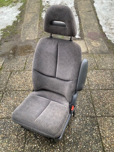 Chrysler Voyager III sedačky a lavice - 19