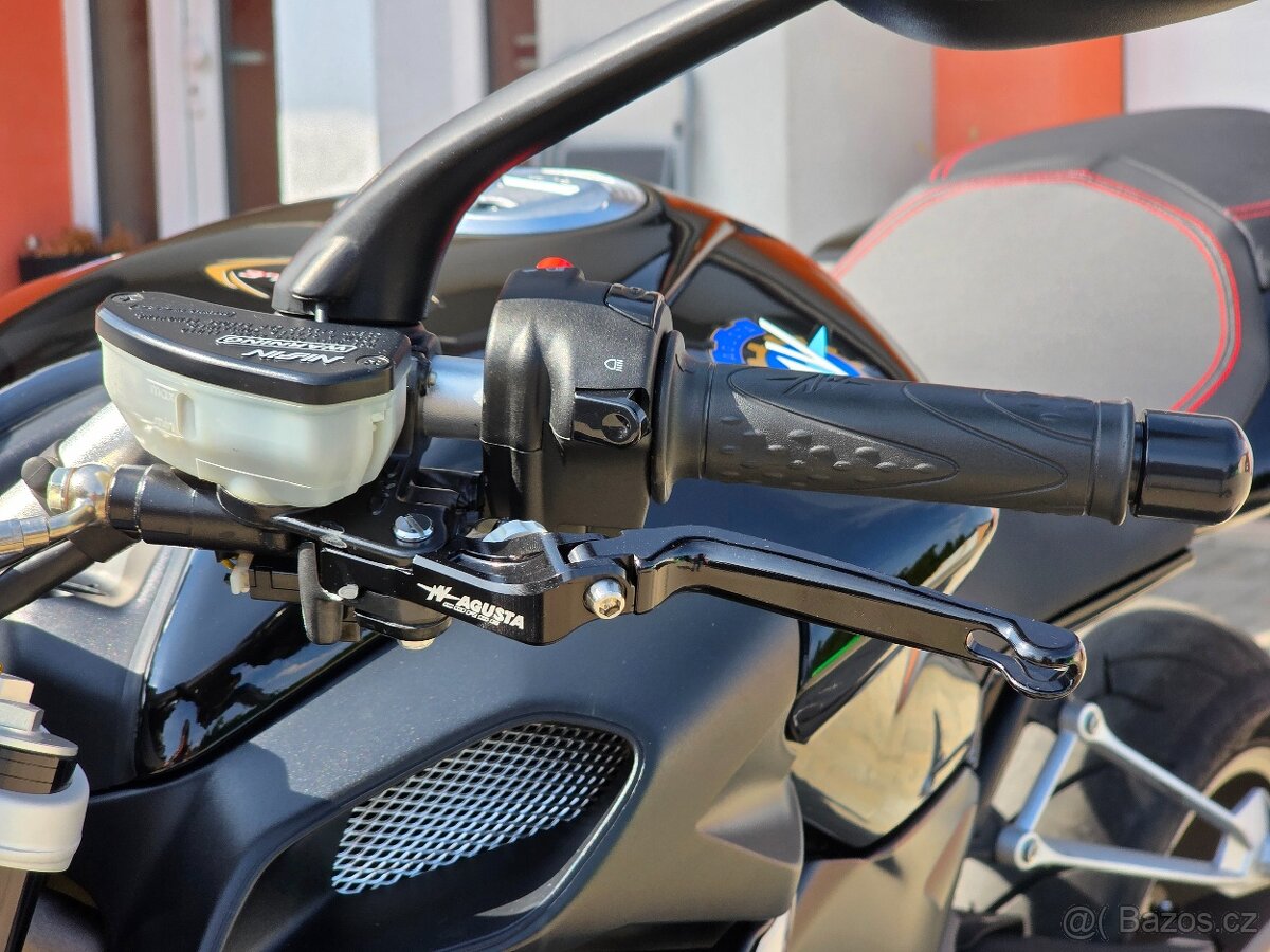 MV Agusta Brutale 990 R, původ ČR - 19