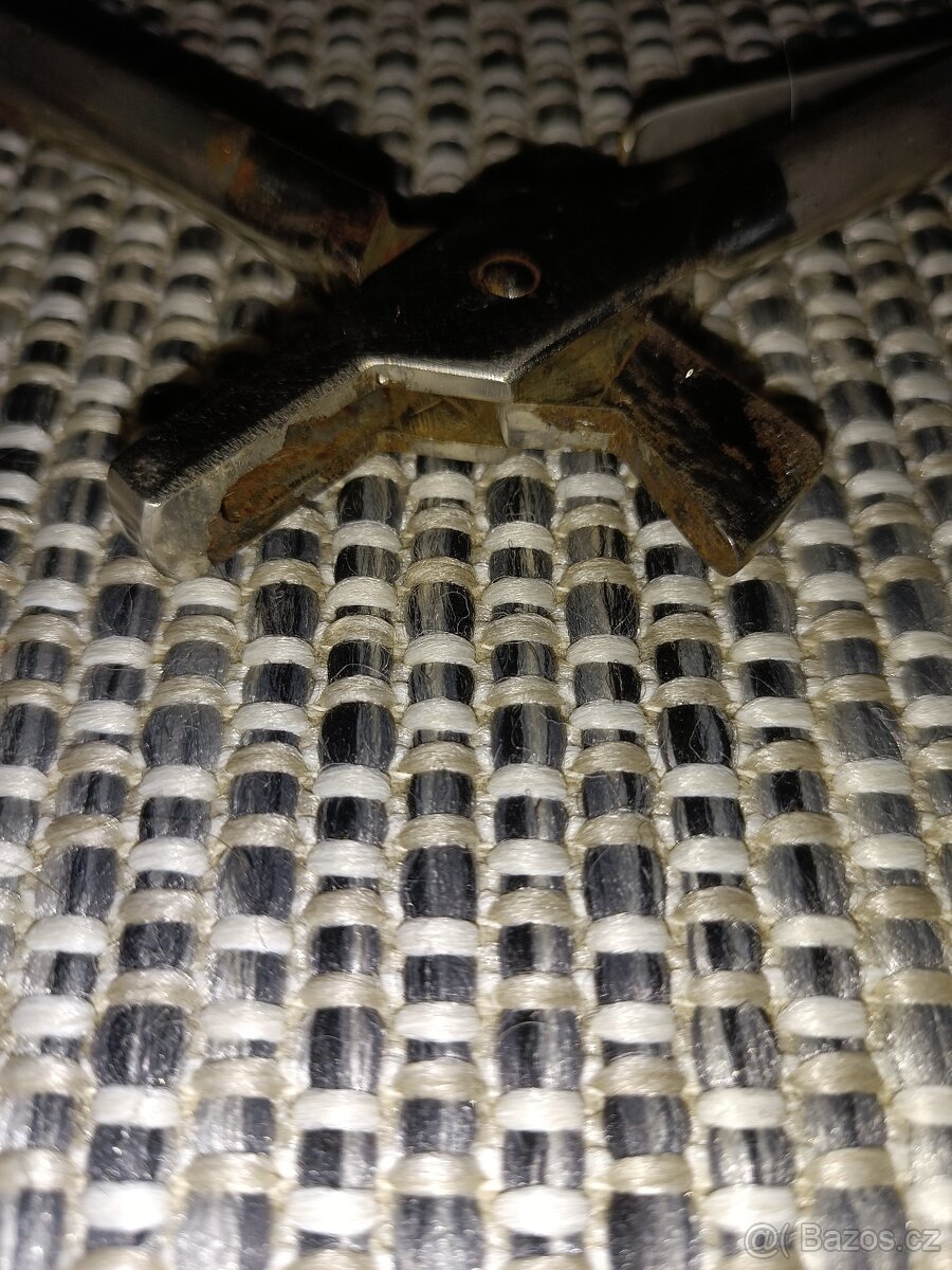 Univerzální perforační, tetovací a vrubovací kleště - 19