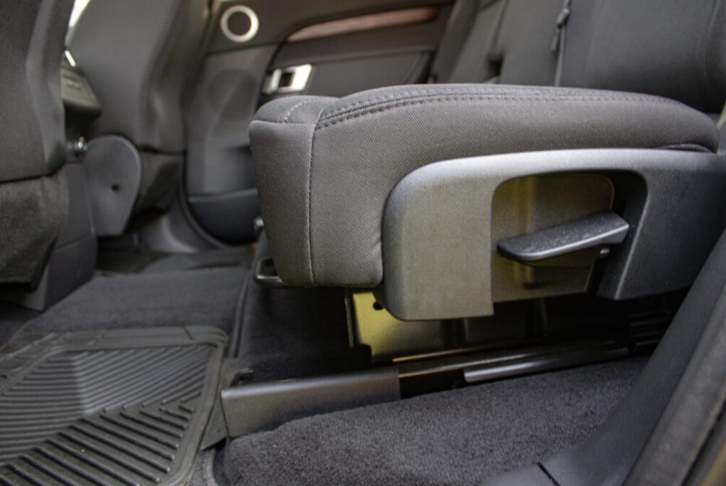 Land Rover Discovery 3.0 SDV6 SE - 19