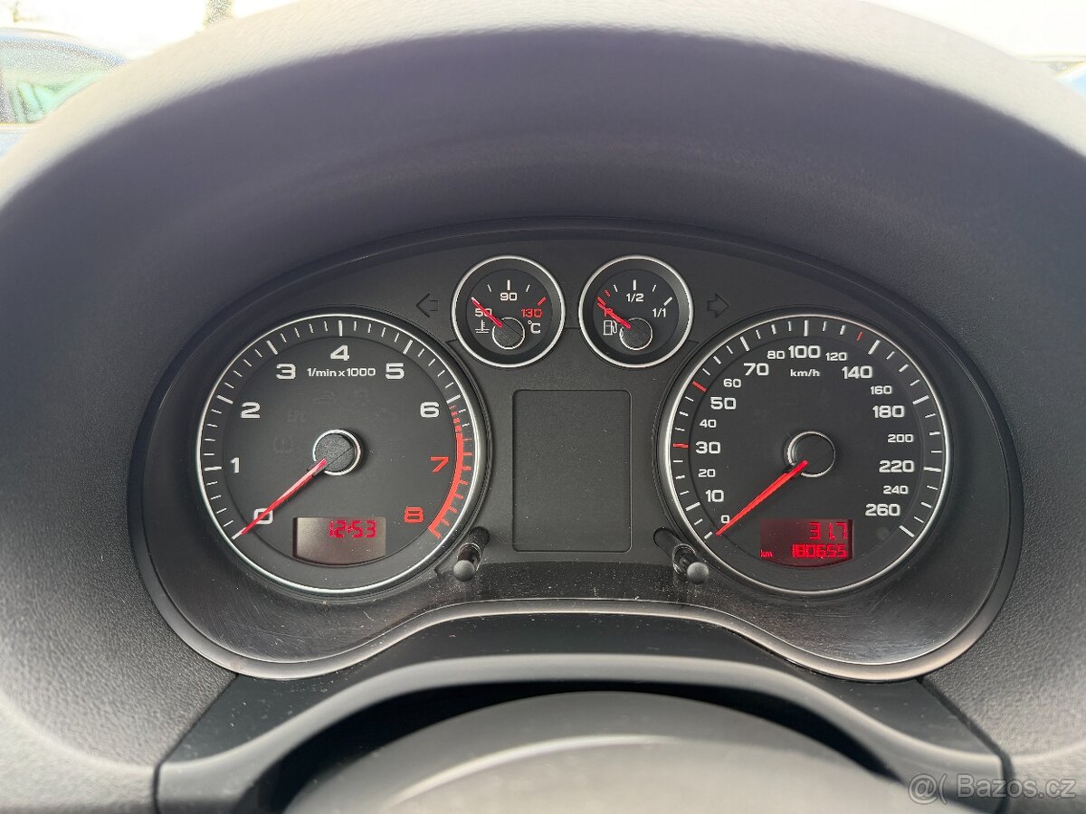 Audi A3 1,6 MPi 75 kw Sportback - 19