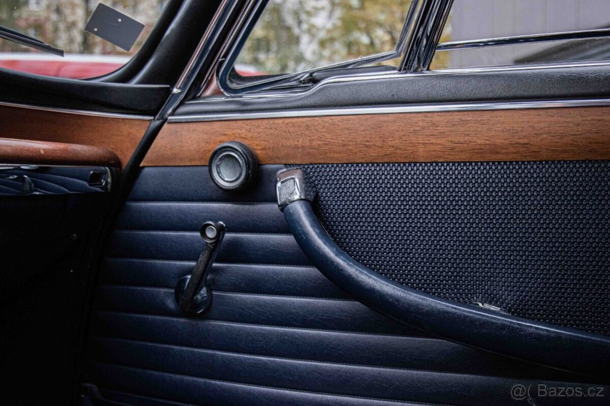 BMW 2000CS - 19