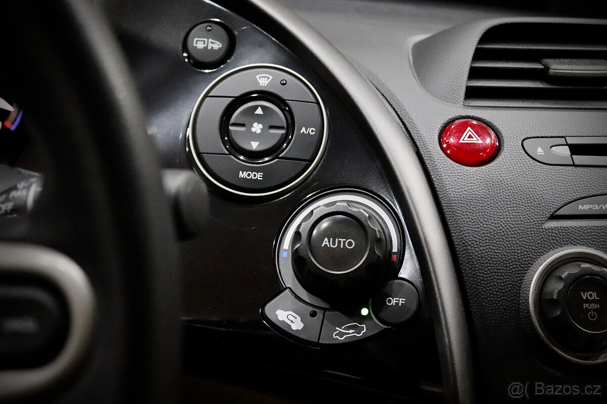 Honda Civic 1.8 i-VTEC 103 kW Sport - 19