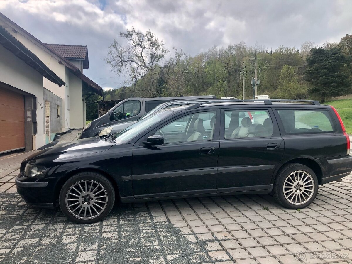 Volvo V70 2.4D 2003 4x4 automat,292.000 - 19