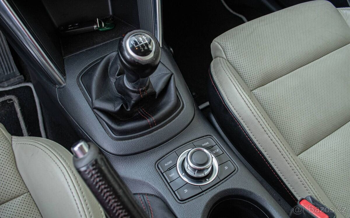 Mazda CX-5 2.2 Skyactiv-D AWD Revolution - 19