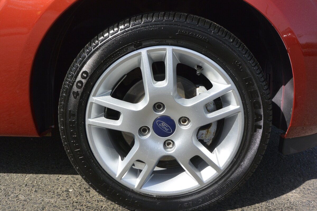 PRODÁM Ford Fiesta 1.4i - 19