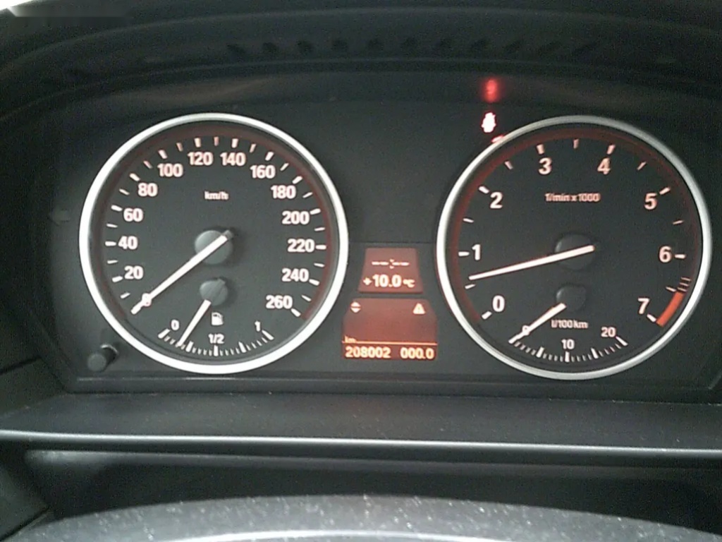 BMW Řada 5, 523i - 19