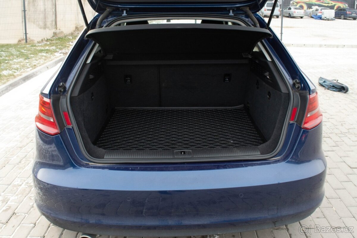 Audi A3 Sportback 1.6 TDI 110k , AJ ÚVER - 19