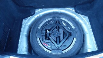 Alfa Romeo 159 2.4JTDm SW Q-tronic 185 tis km - 19