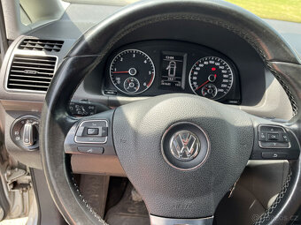 VW Touran, 1.6TDI, 77kW, 7-míst, STK 6/2027, rok 2011 - 19