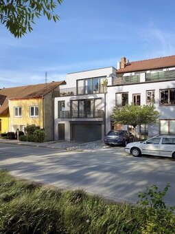 PRODEJ MEZONETOVÉHO BYTU 3+KK V OBCI ČESKÁ - 19