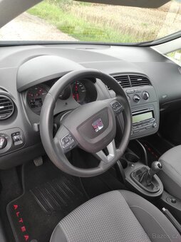 Seat Altea 1,2 TSi, 2011 facelift, nová STK - 19