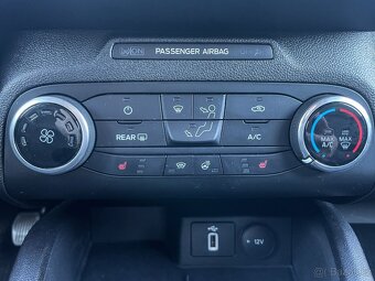 Ford Focus 1.5 EcoBlue 88 kW, rok 2020, původ ČR - 19