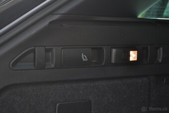 Škoda Superb 2.0 TDI 110Kw Sportline DSG - 19
