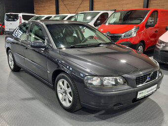 Volvo S60 - 2,4i Comfort TOP stav - 19