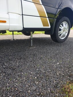 Obytný vůz Mercedes Eura Mobil Contura 766 EF - 19