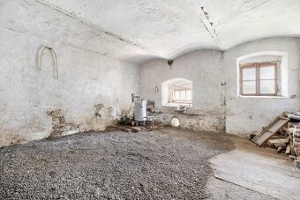 Prodej zemědělské usedlosti 758 m², pozemek 4 530 m² - 19
