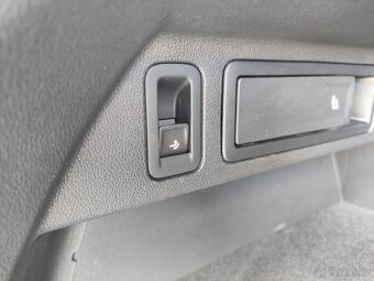 VW Tiguan DSG 4Motion FullLED KAMERA TAŽNÉ MY 22 - 19